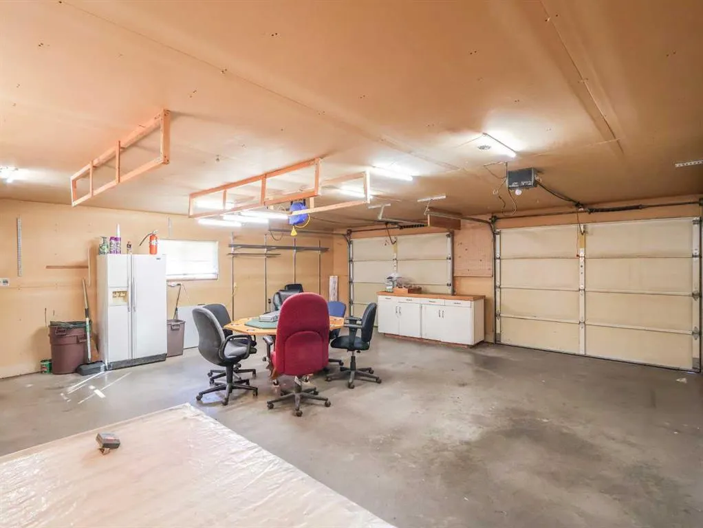 6208 Spruce Drive