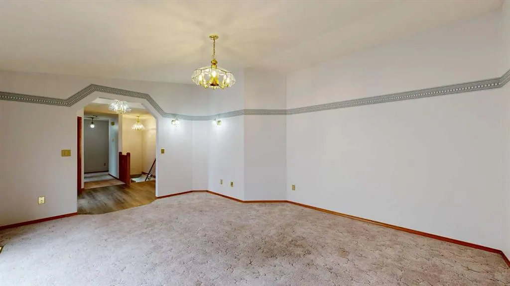 6208 Spruce Drive