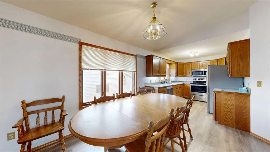 6208 Spruce Drive