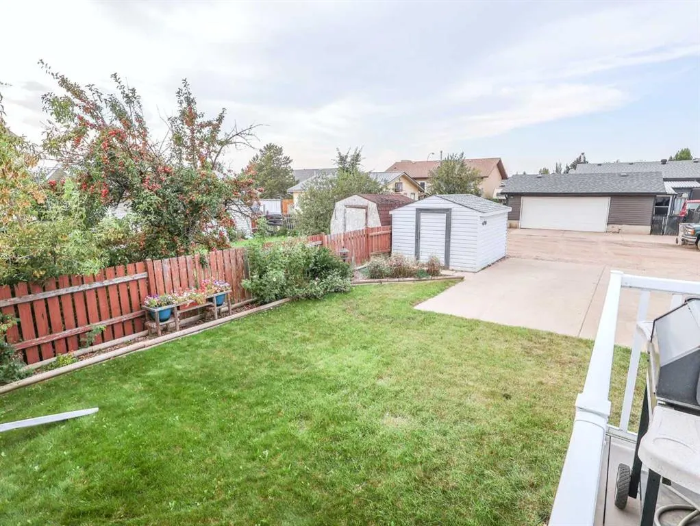 6208 Spruce Drive