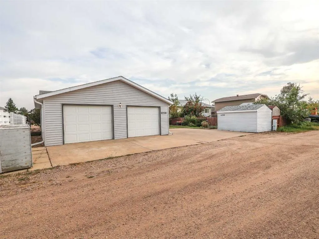 6208 Spruce Drive
