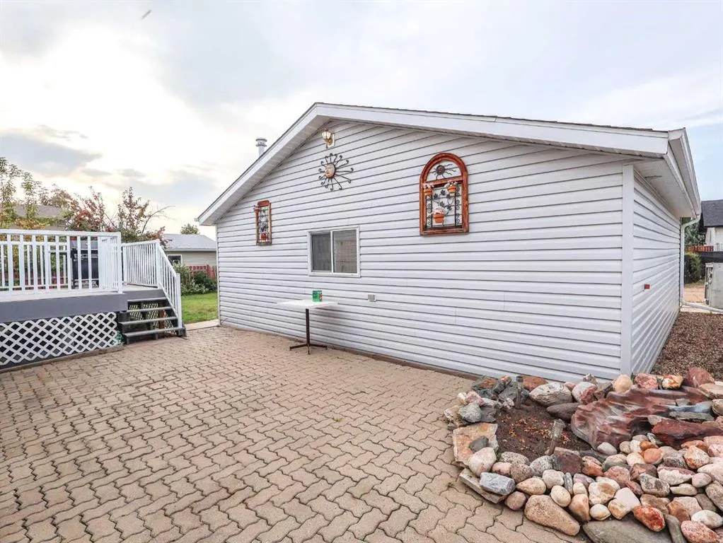 6208 Spruce Drive