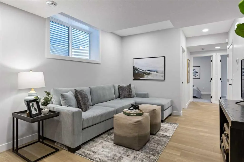 297 Homestead Terrace NE