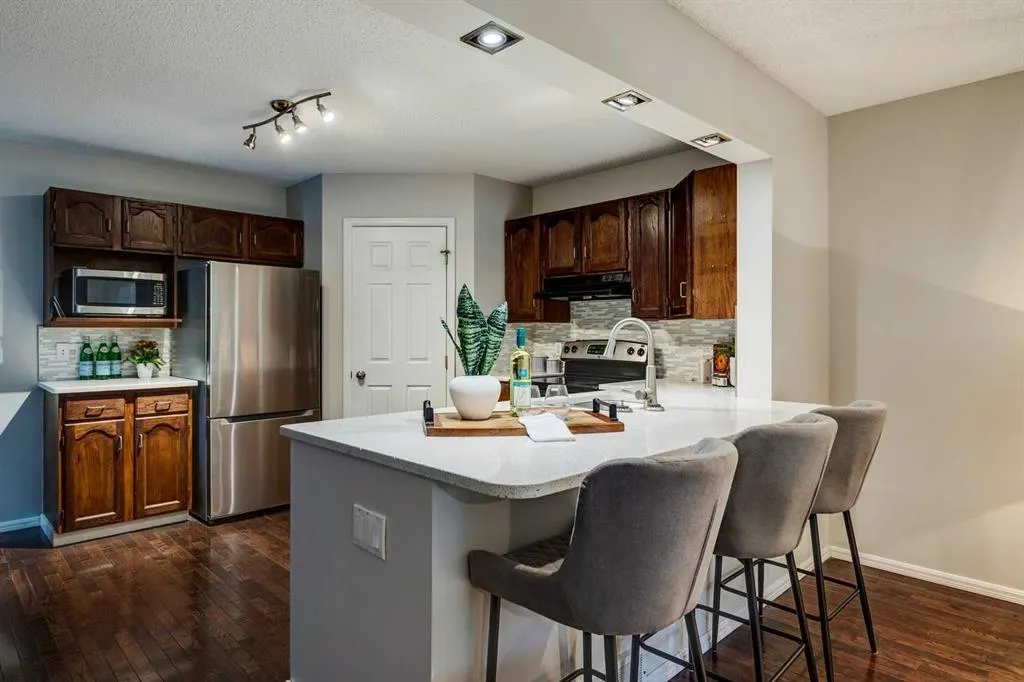 1914 25 Street SW, #2