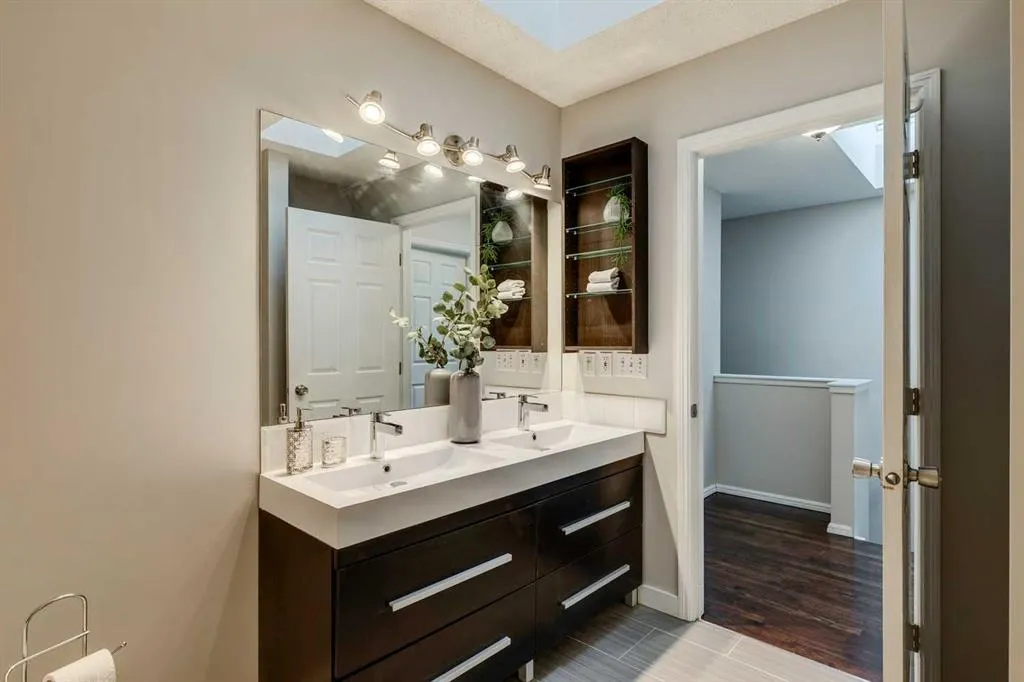 1914 25 Street SW, #2