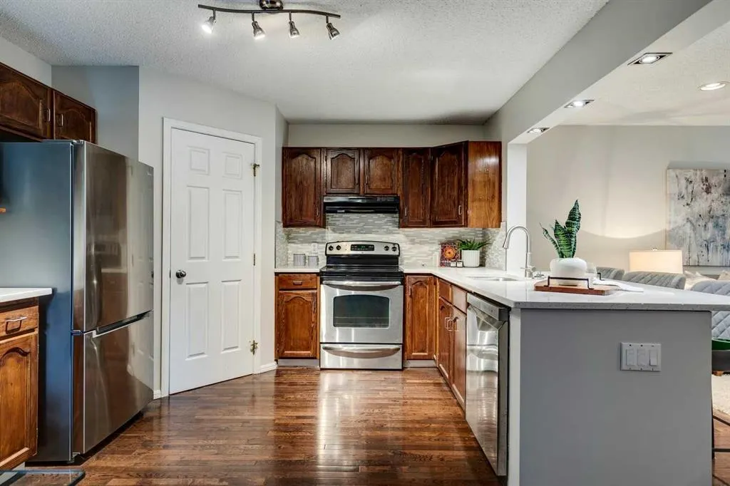1914 25 Street SW, #2