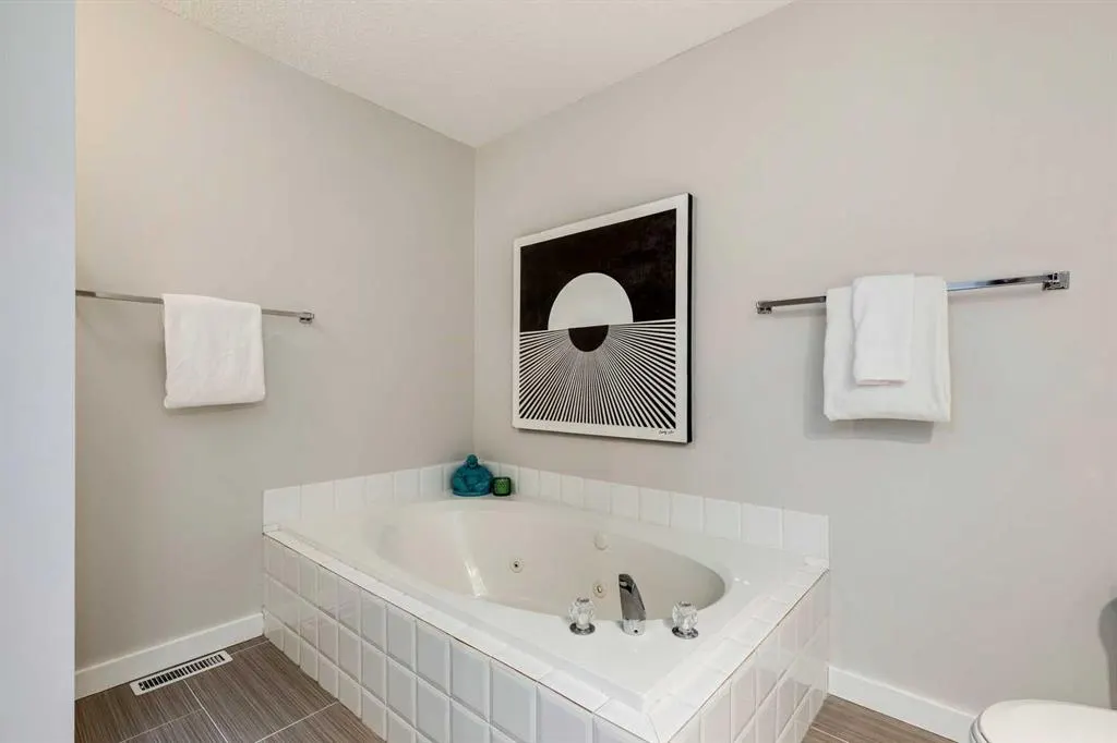1914 25 Street SW, #2