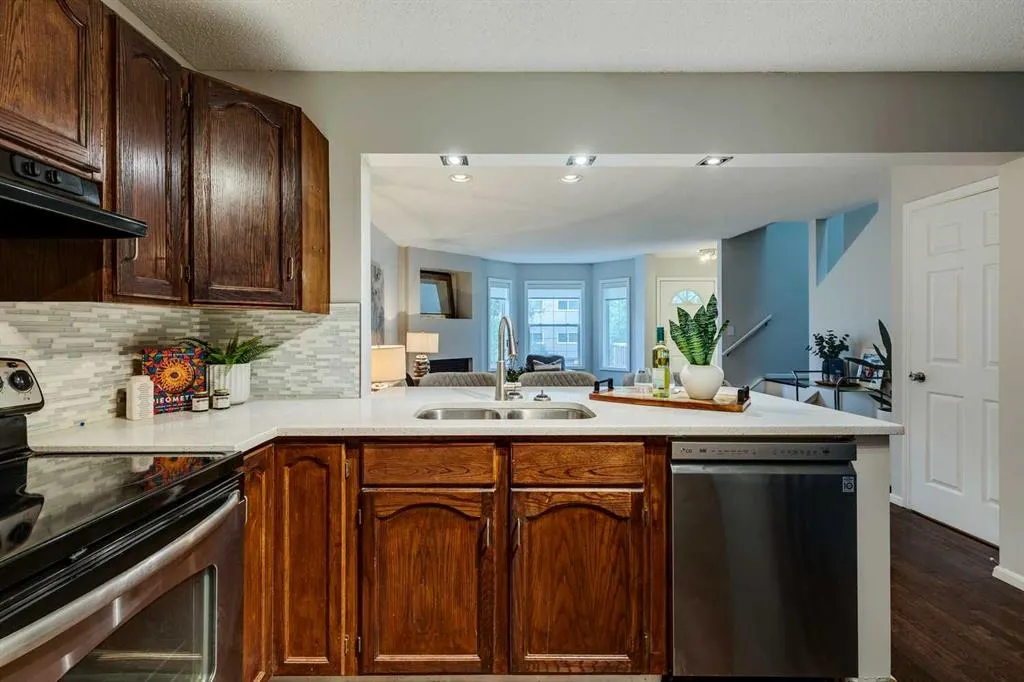 1914 25 Street SW, #2