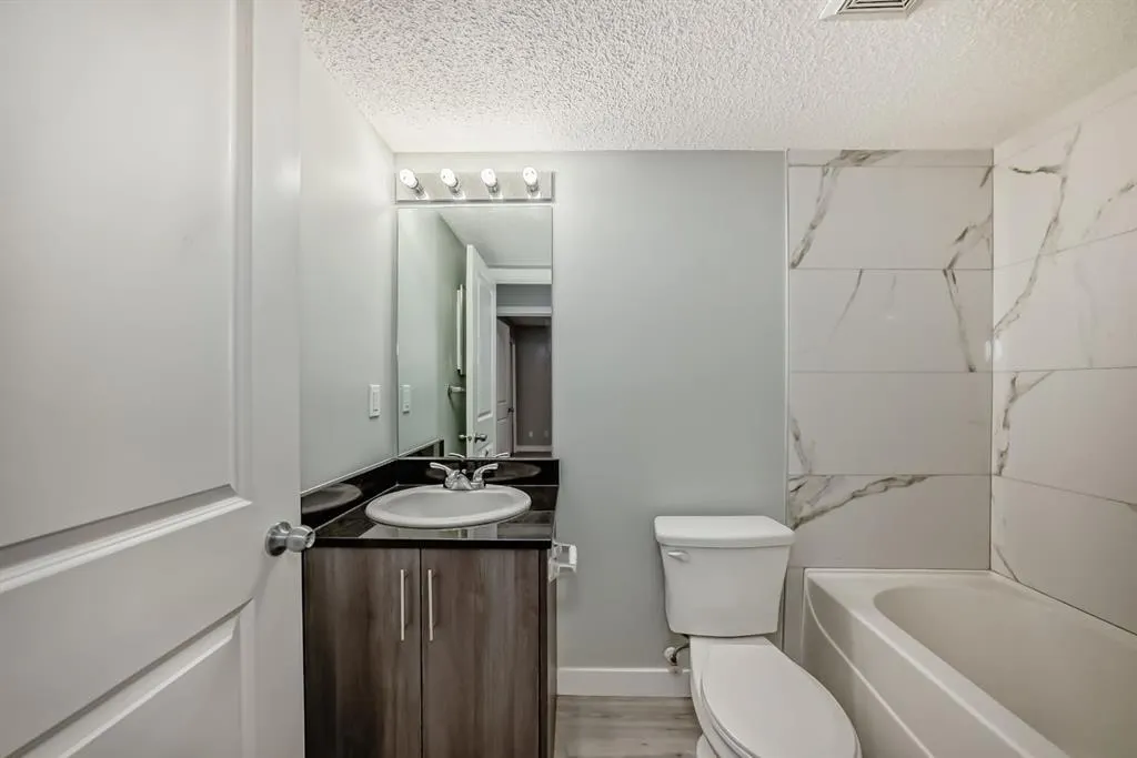 81 Legacy Boulevard SE, #1123