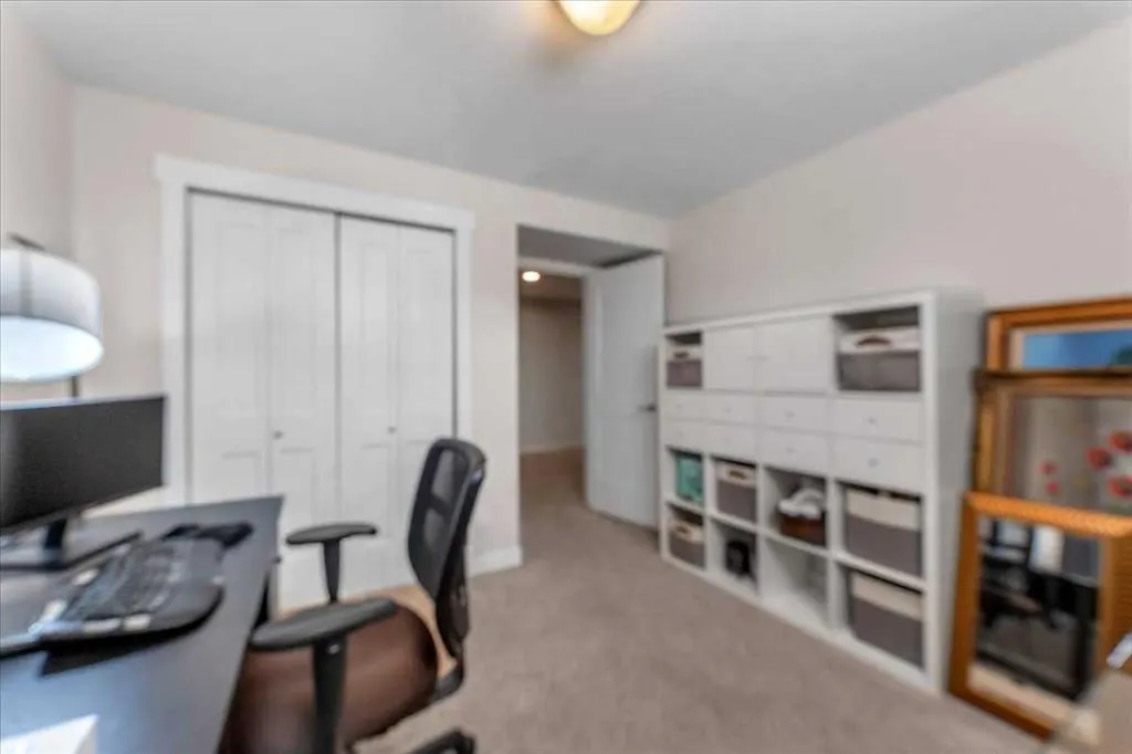 85 Warwick Drive SW