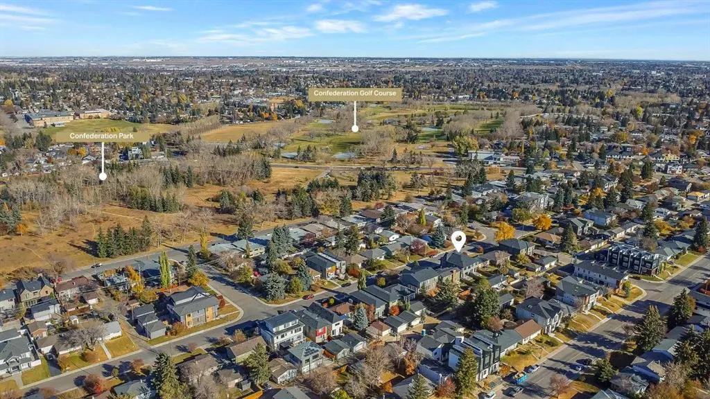 2713 Cochrane Road NW