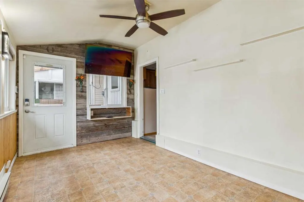 219 Pinemill Road NE