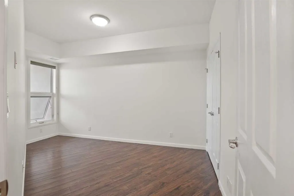 5040 53 Street, #413
