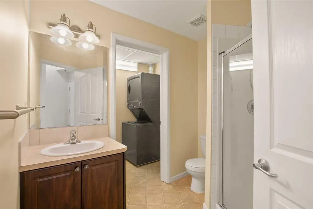 5040 53 Street, #413