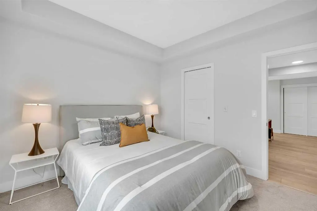 8355 19 Avenue SW, #306
