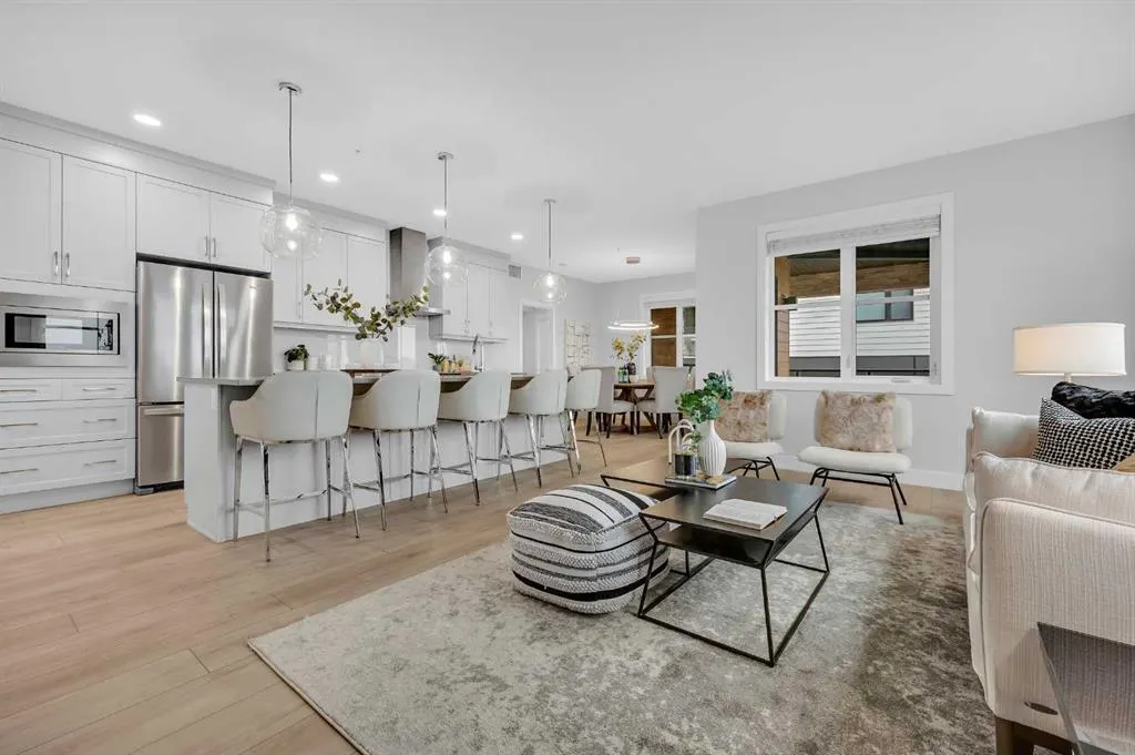 8355 19 Avenue SW, #306