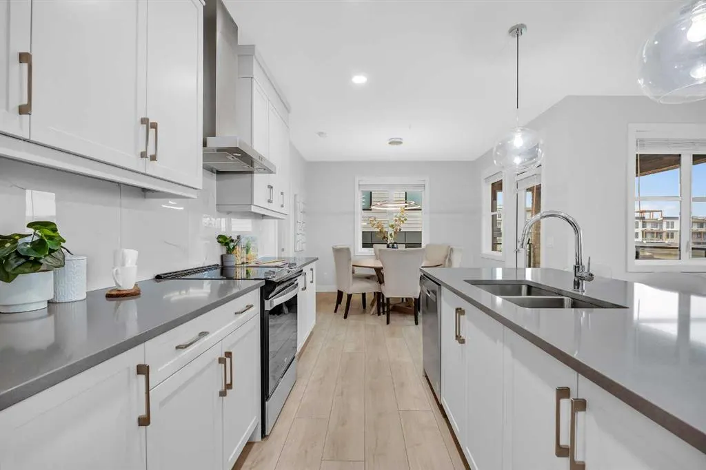 8355 19 Avenue SW, #306
