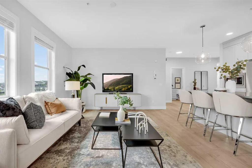 8355 19 Avenue SW, #306