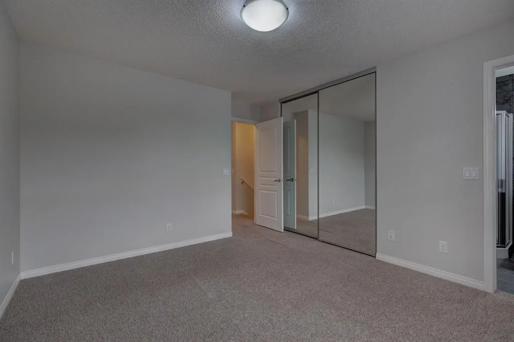 121 Auburn Meadows View SE