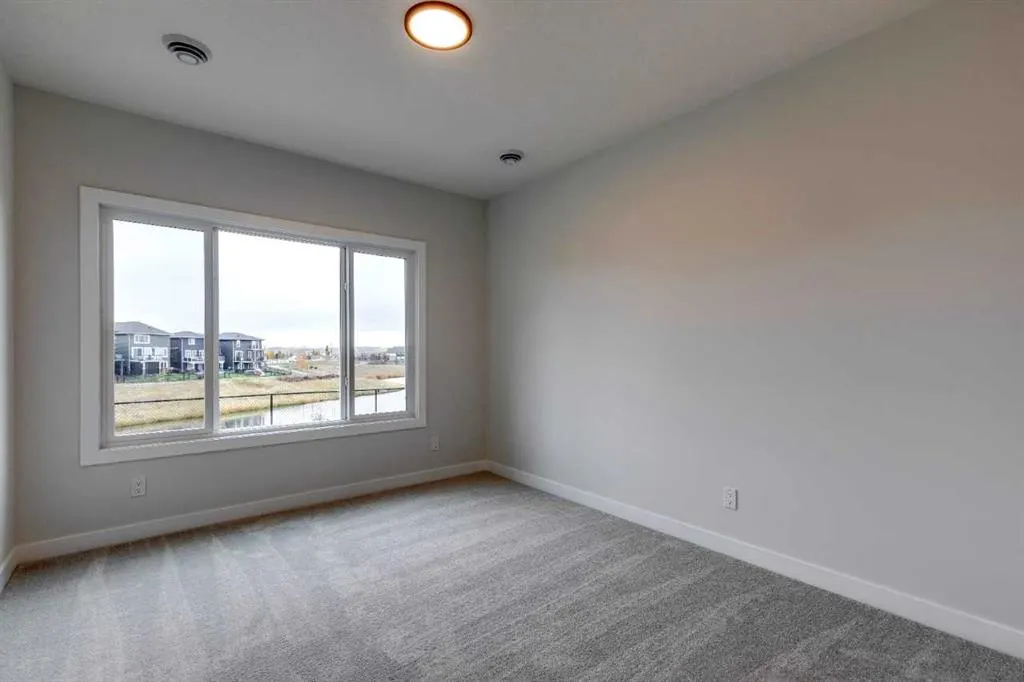 199 Sora Terrace SE