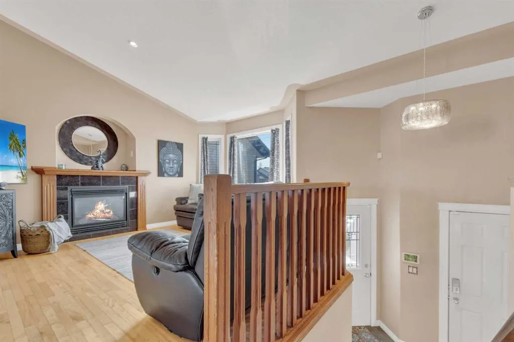 175 Lyons Close