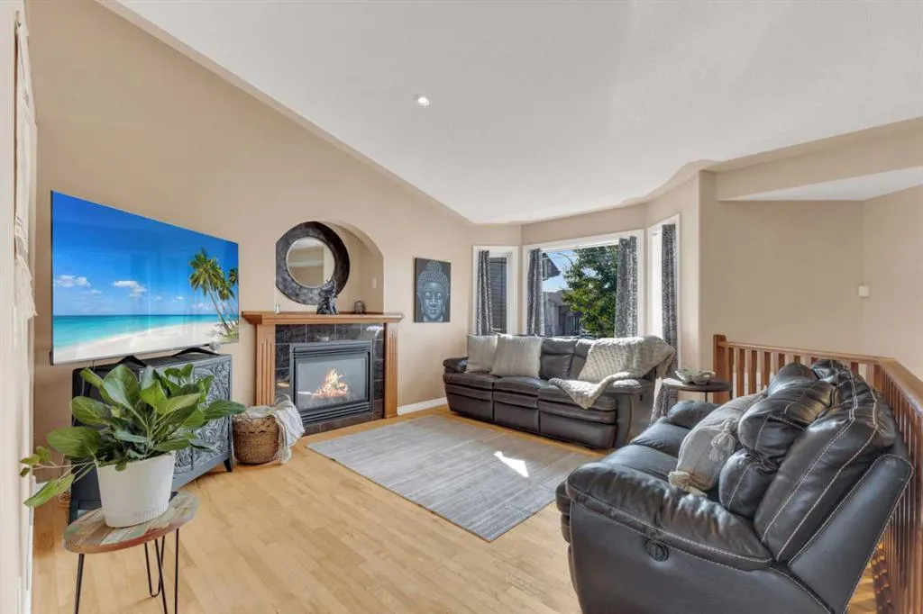 175 Lyons Close