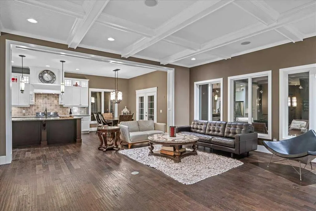 314 Hawk's Nest Hollow