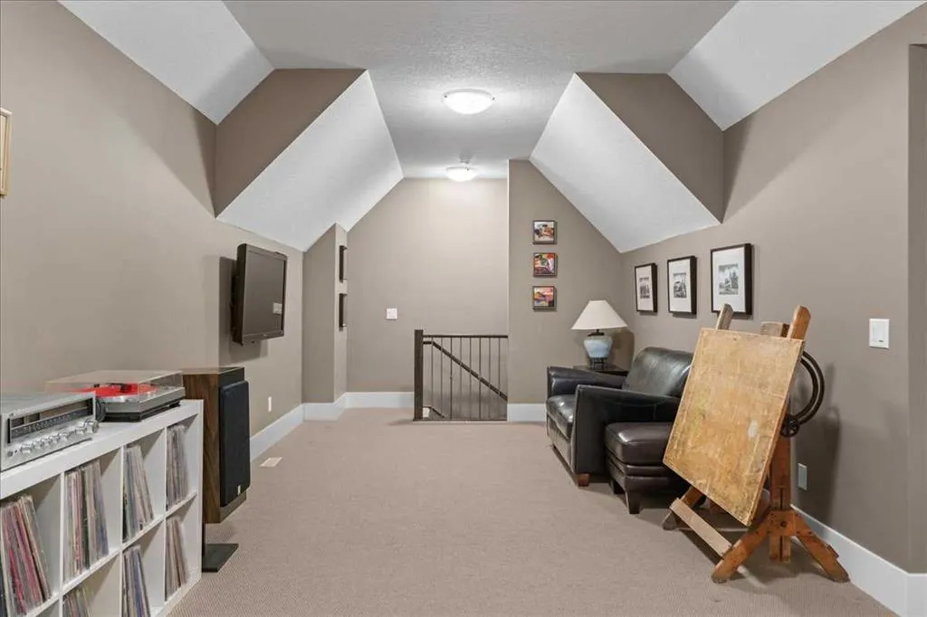 314 Hawk's Nest Hollow