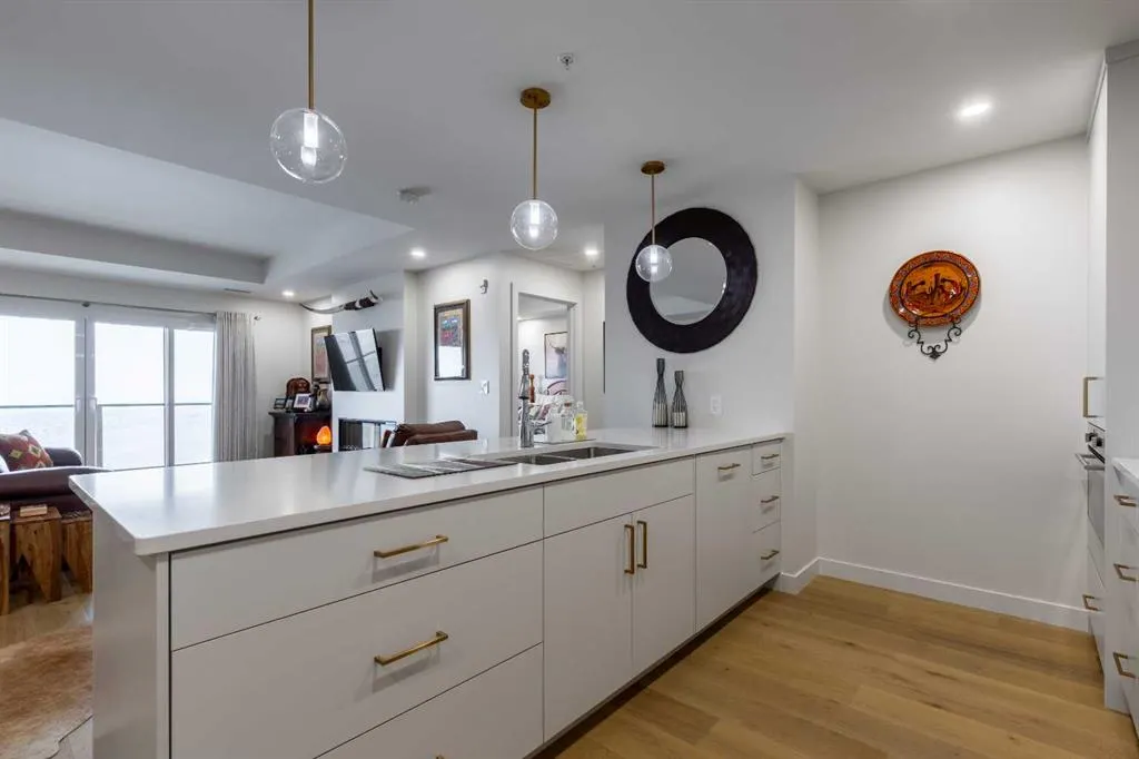 102 Scenic Drive N, #533