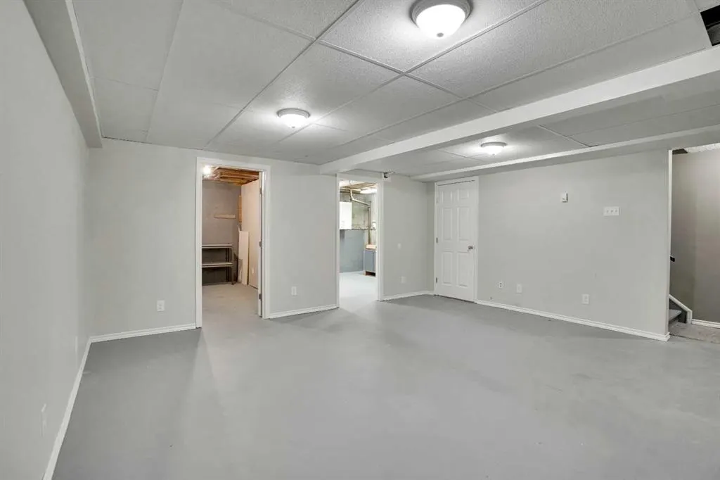 219 Huntington Park Bay NW, #103