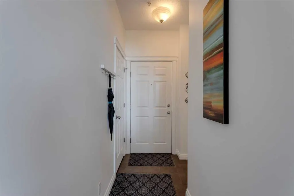 24 Hemlock Crescent SW, #3608