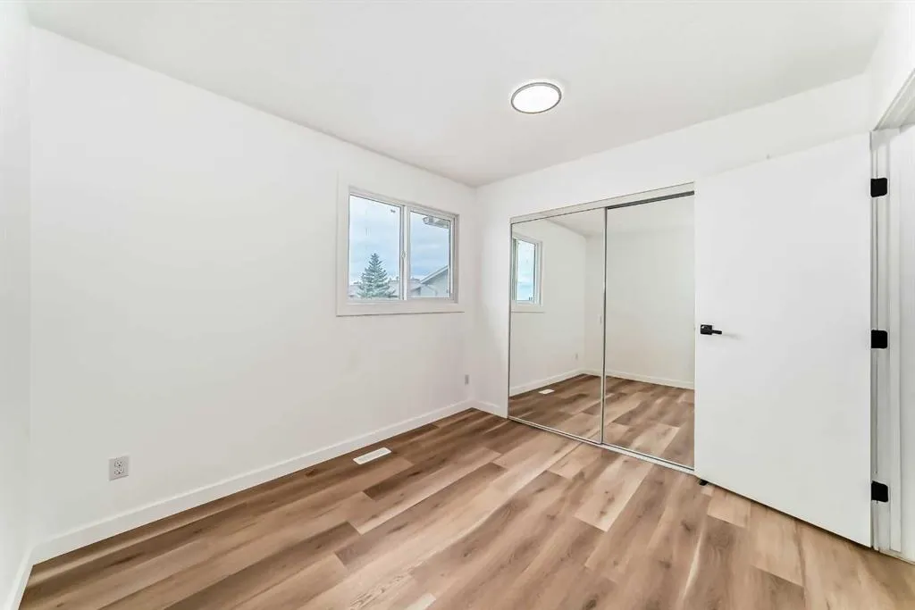 2511 38 Street NE, #26