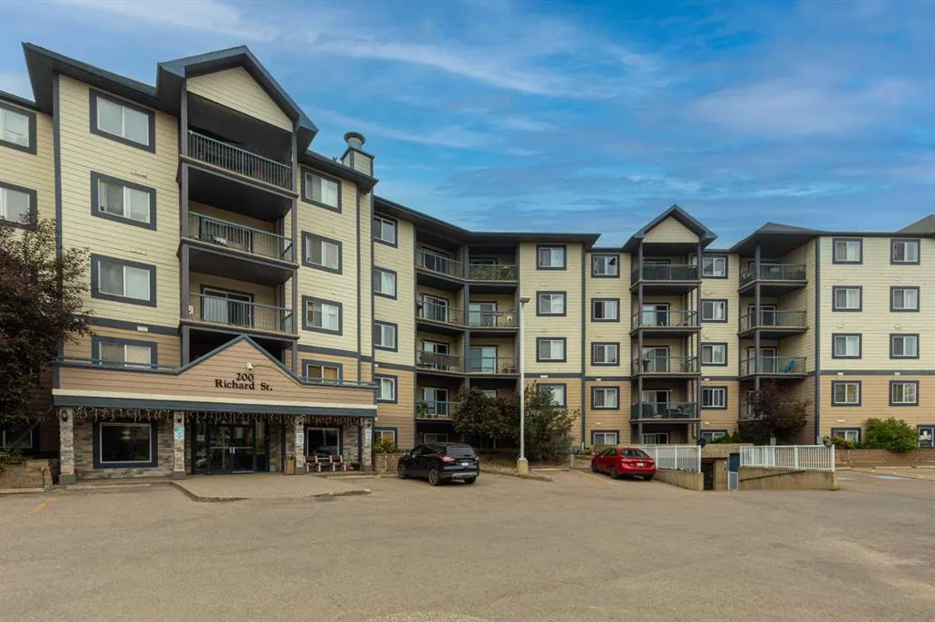 200 Richard Street, #134