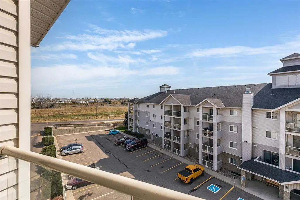 1632 Saamis Drive NW, #418