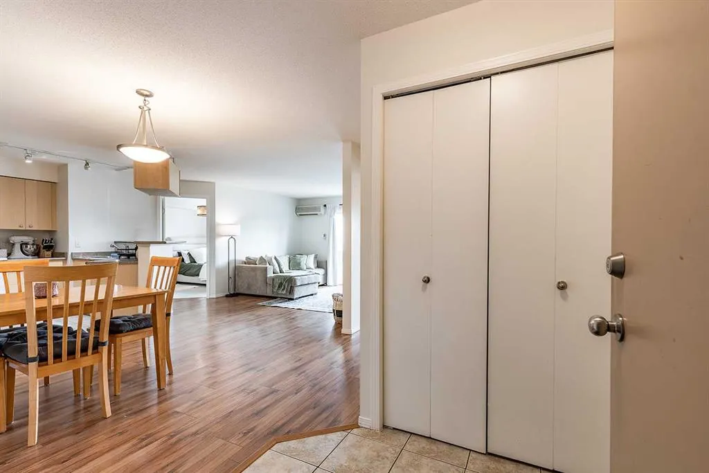 1632 Saamis Drive NW, #418