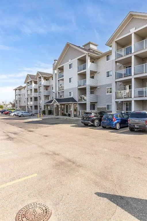 1632 Saamis Drive NW, #418