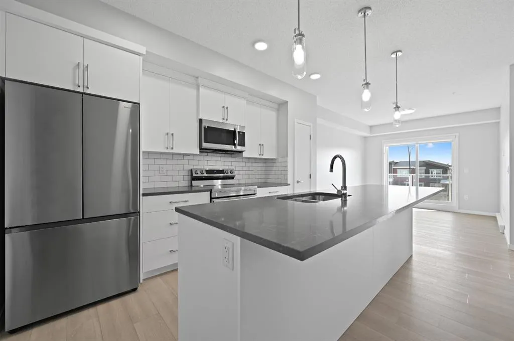 40 carrington Plaza NW, #209