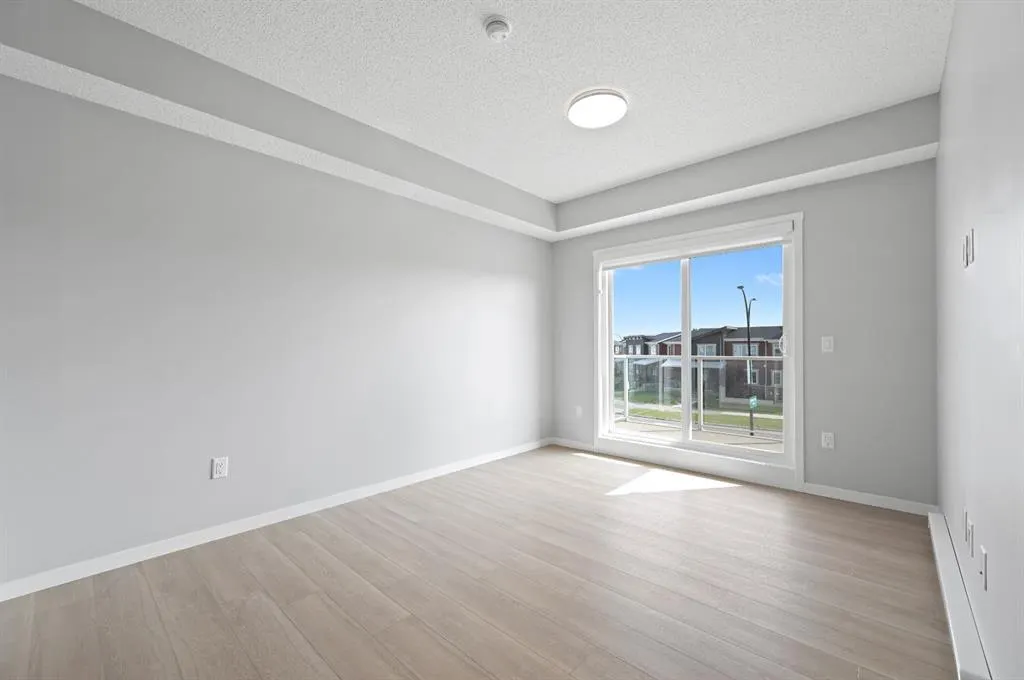 40 carrington Plaza NW, #209