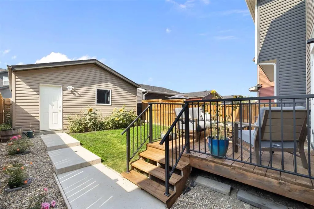 211 Evanscrest Way NW