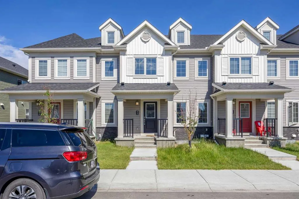 214 Cityside Grove NE