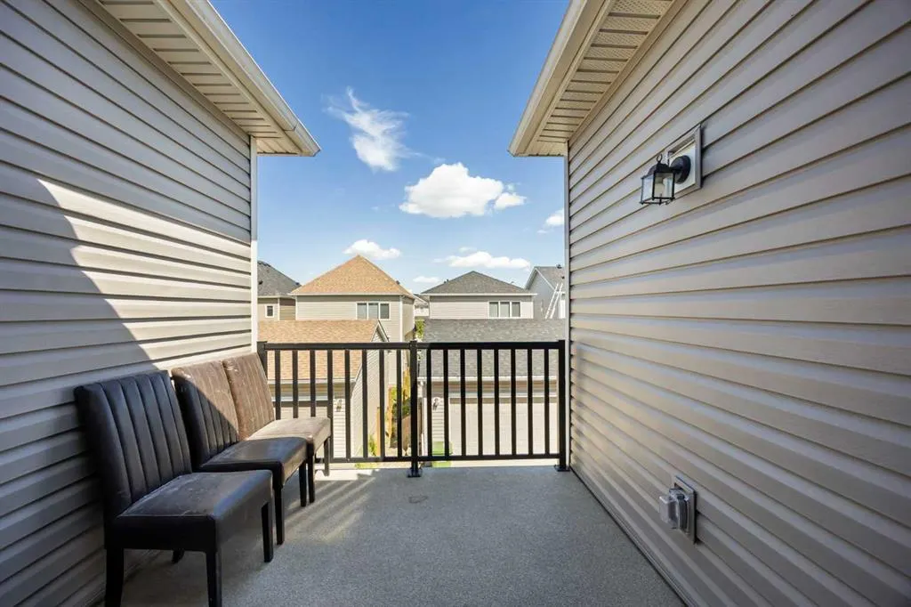 214 Cityside Grove NE