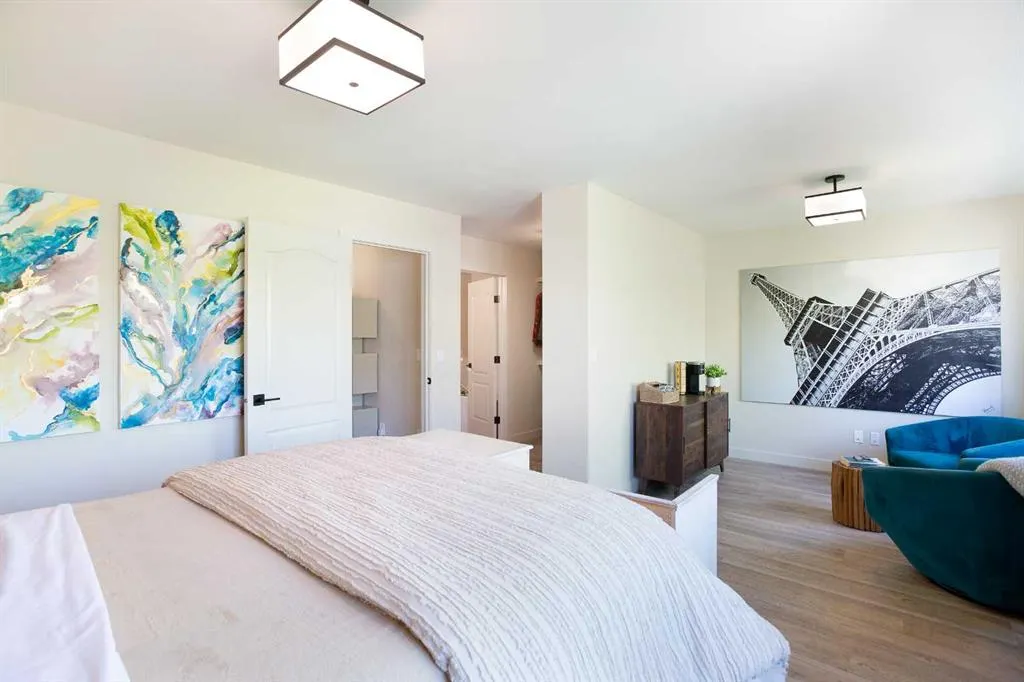 124 Country Hills Gardens NW