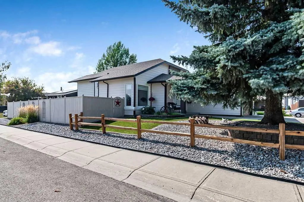 507 Downey Place