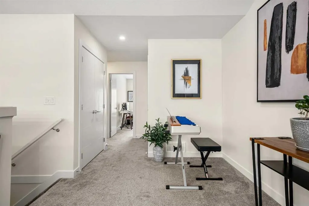 201 Cooperswood Green SW, #203