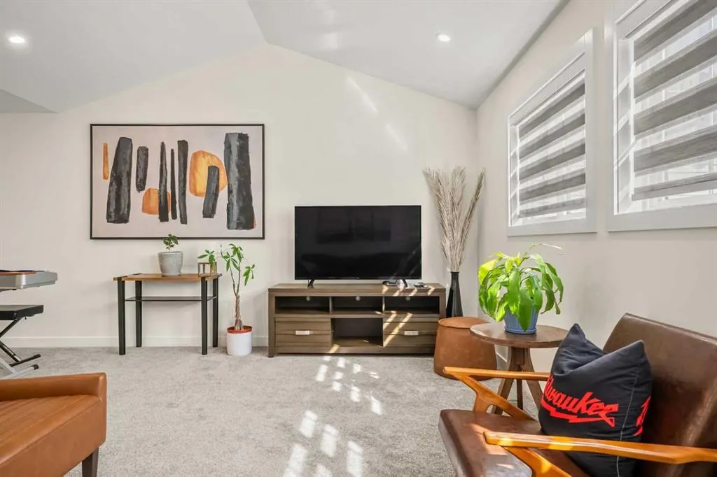201 Cooperswood Green SW, #203