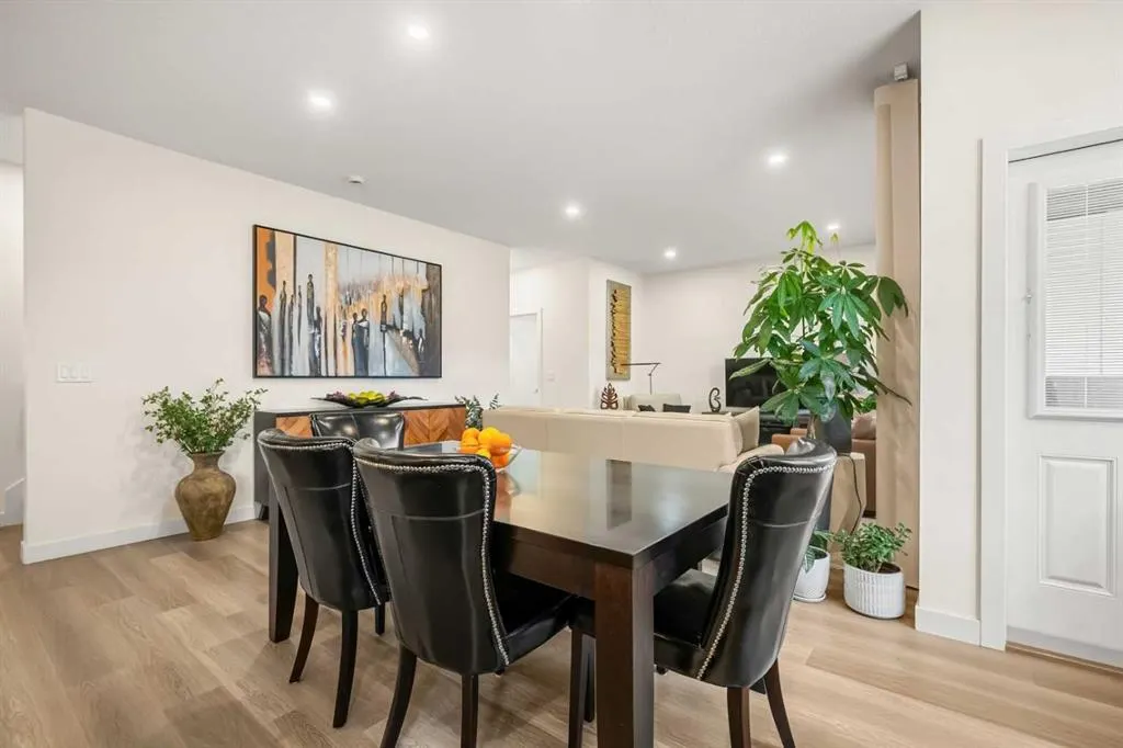 201 Cooperswood Green SW, #203