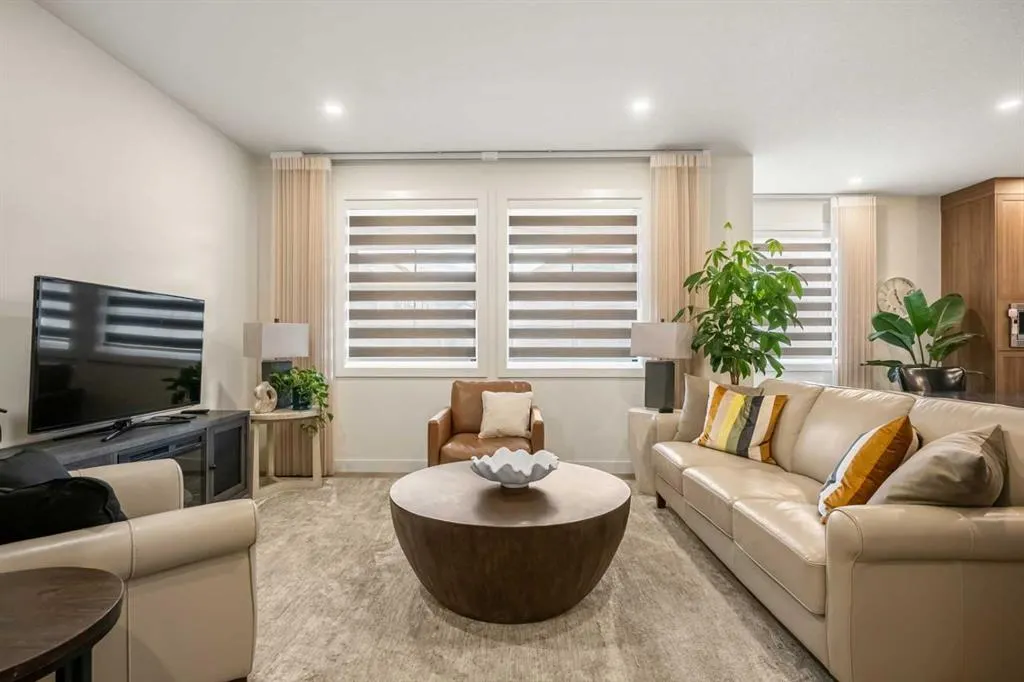 201 Cooperswood Green SW, #203