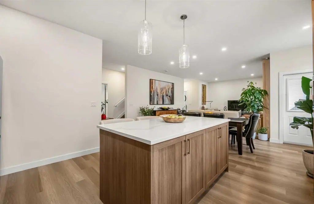 201 Cooperswood Green SW, #203