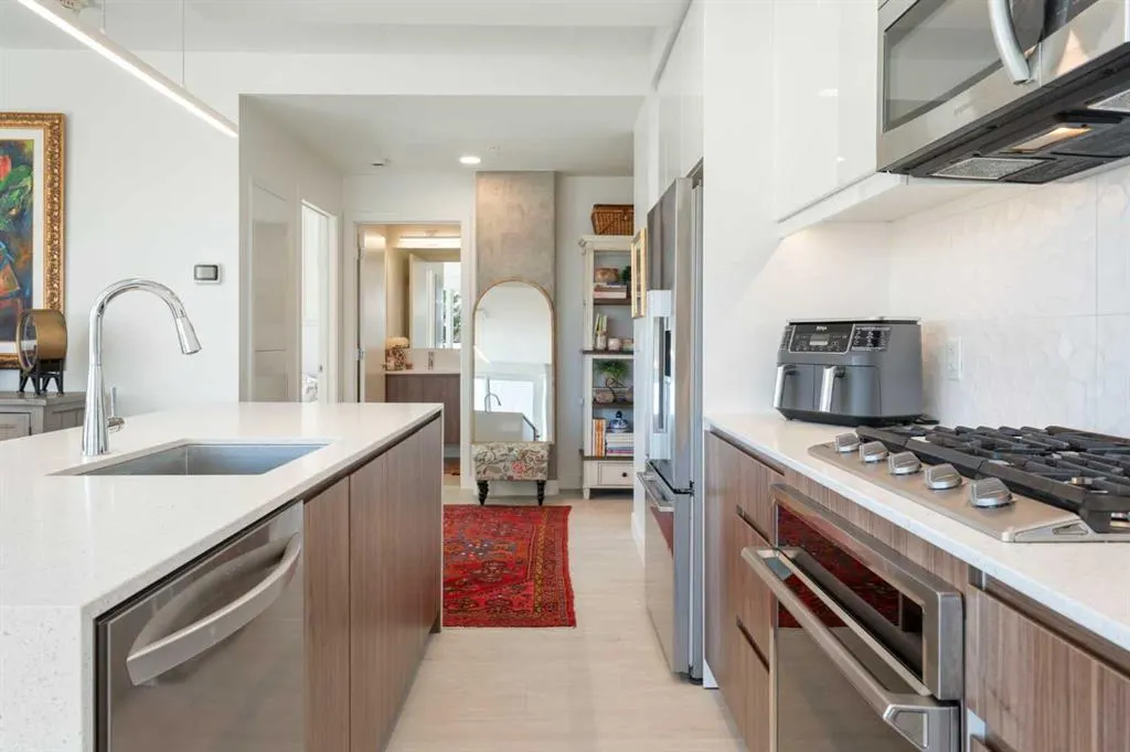327 9A Street NW, #501