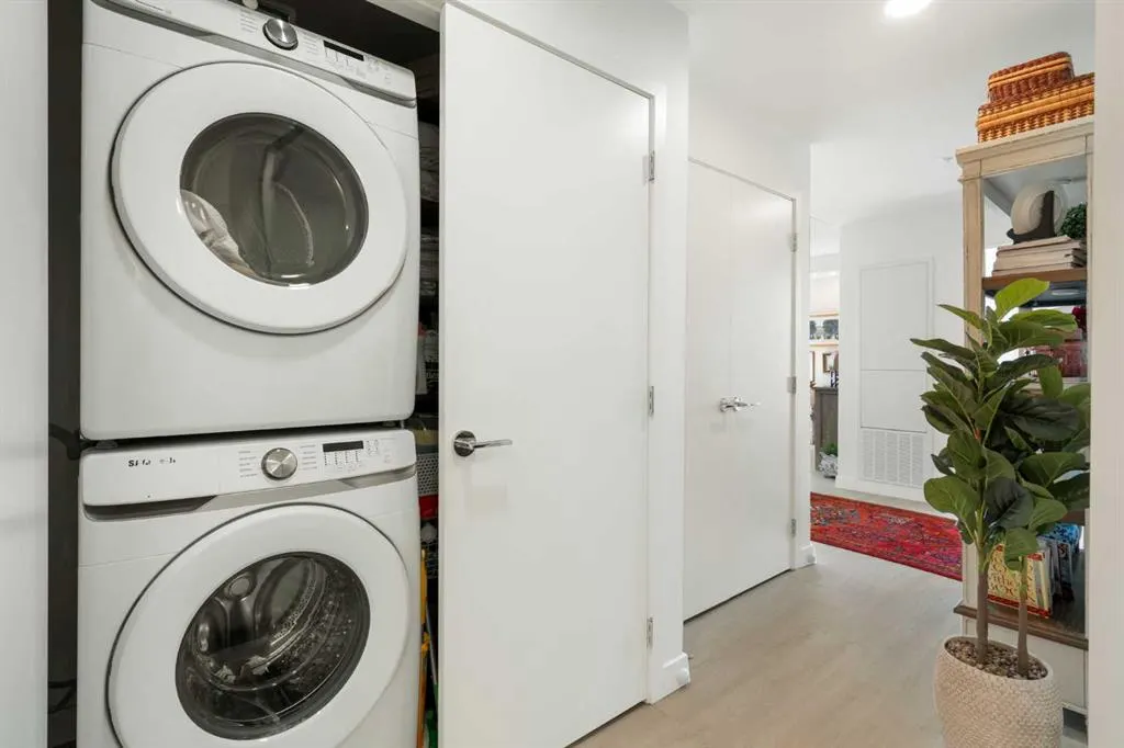 327 9A Street NW, #501